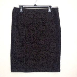 🌞 Vintage NYCC Black on Black animal print midi skirt. Zipper, slit Women 12